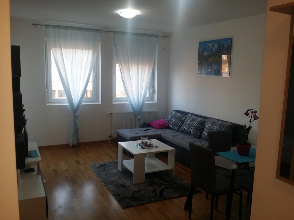 Apartment Jelena Zrenjanin Ngoại thất bức ảnh